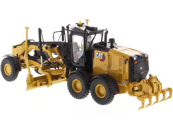 CAT Caterpillar 150 Motor Grader with Operator "High Line Series" 1/50 Diecast Model by Diecast Masters #4