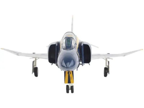 McDonnell Douglas F-4J Phantom II Fighter-Bomber Aircraft "Blue Angels Cdr. Harley Hall 1970 to 1971 Season" United States Navy "Air Power Series" 1/72 Diecast Model by Hobby Master #5
