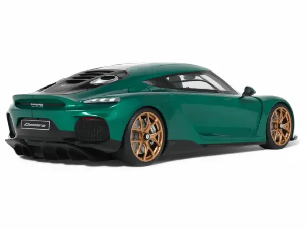 2024 Koenigsegg Gemera Racing Green Metallic 1/18 Model Car by GT Spirit #5