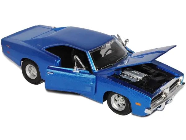 1969 Dodge Charger R/T Hemi Blue 1/25 Diecast Model Car by Maisto #3