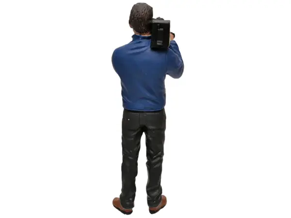 Camera Man Figurine I "Camera Crew" for 1/18 Scale Models by American Diorama #3