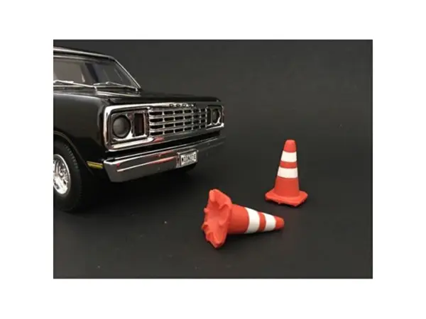 Traffic Cones Set of 4 Accessory For 1:24 Models by American Diorama #1