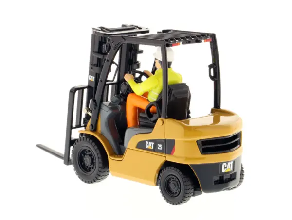 CAT Caterpillar DP25N DP/GP15-35N Range Lift Truck with Operator "Core Classics Series" 1/25 Diecast Model by Diecast Masters #2