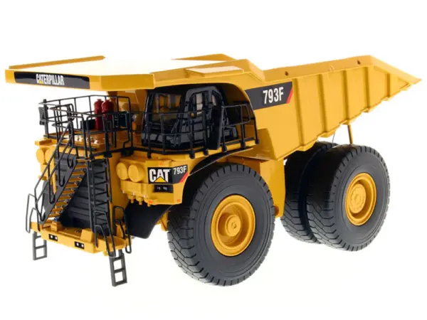 CAT Caterpillar 793F Mining Truck with Operator "Core Classics" Series 1/50 Diecast Model by Diecast Masters #5