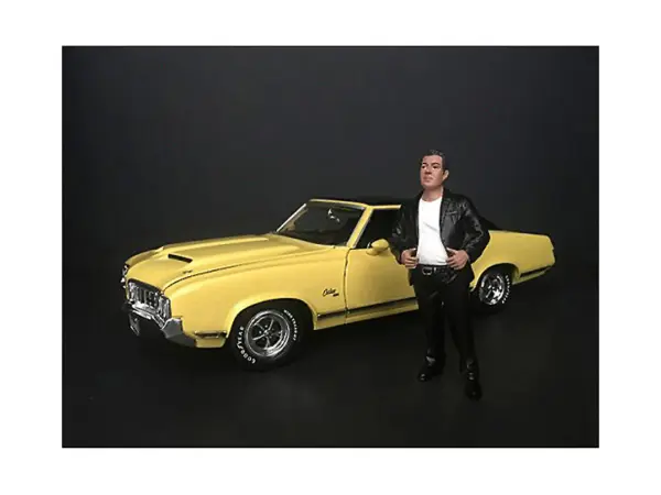 "Hanging Out II" Manuel Figurine for 1/18 Scale Models by American Diorama #1