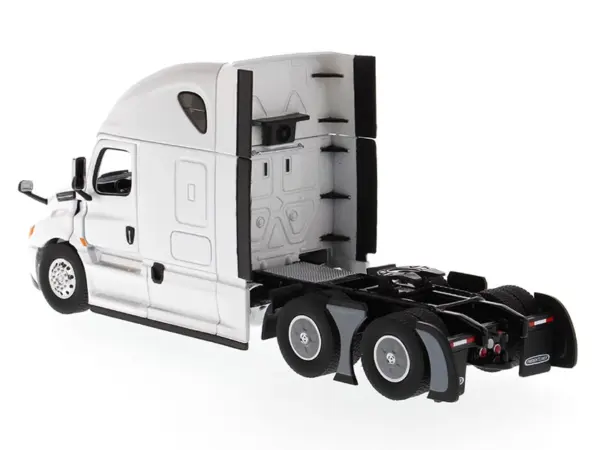 Freightliner New Cascadia Sleeper Cab Truck Tractor Pearl White 1/50 Diecast Model by Diecast Masters #3