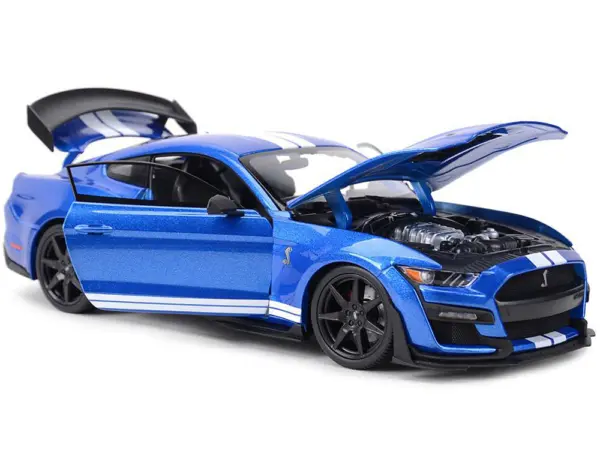 2020 Ford Mustang Shelby GT500 Blue Metallic with White Stripes "Special Edition" 1/18 Diecast Model Car by Maisto #3