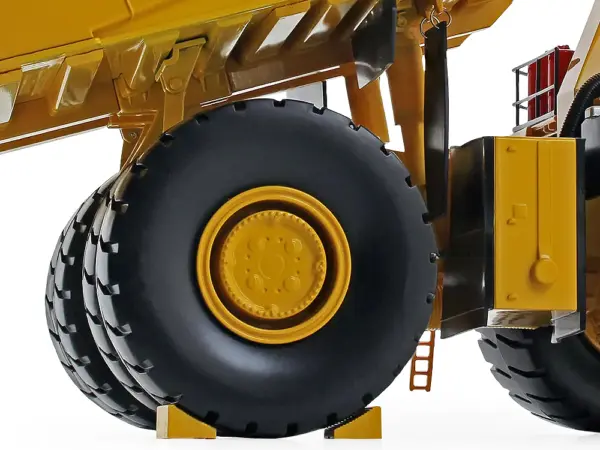 Komatsu 980E-AT Dump Truck 1/50 Diecast Model by First Gear #2