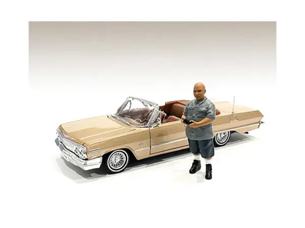 "Lowriderz" Figurine I for 1/18 Scale Models by American Diorama #1