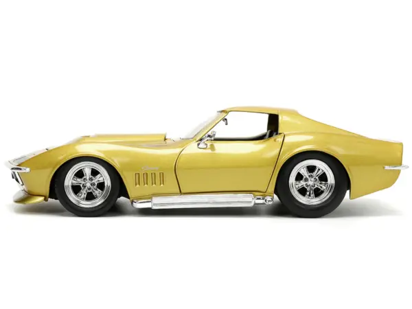 1969 Chevrolet Corvette Stingray ZL-1 Gold Metallic with Black Stripe "Bigtime Muscle" Series 1/24 Diecast Model Car by Jada #3