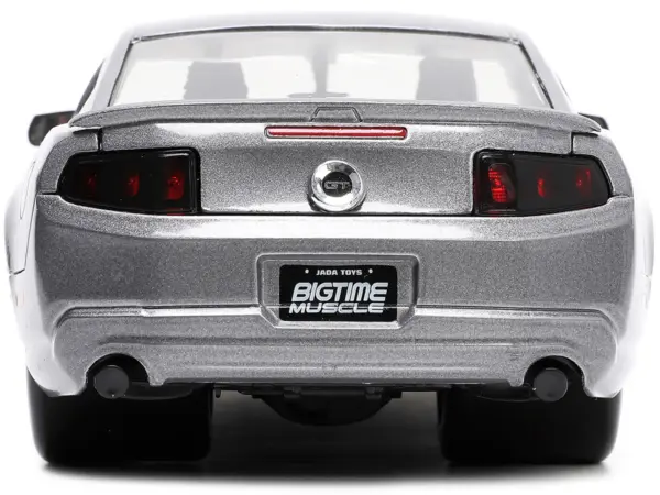 2010 Ford Mustang GT Gray Metallic with Flames "Ford Motor Company" "Bigtime Muscle" Series 1/24 Diecast Model Car by Jada #5