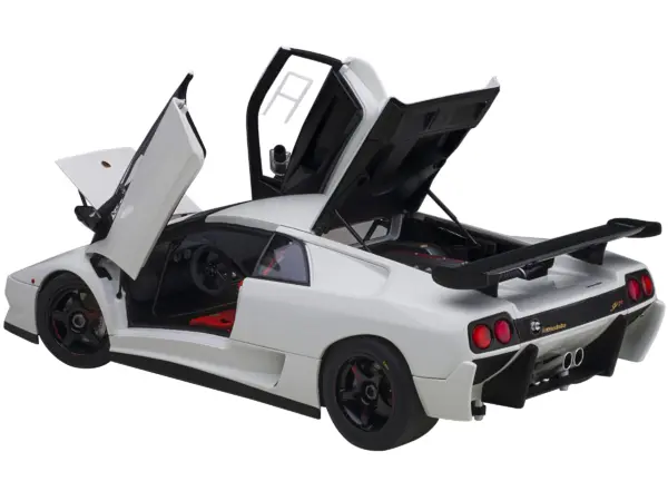 Lamborghini Diablo SV-R Impact White 1/18 Model Car by Autoart #2