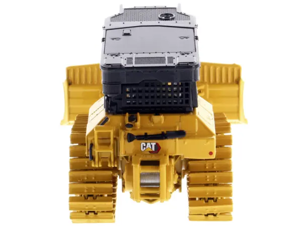 CAT Caterpillar D5 LGP Track Type Tractor Fire Dozer Yellow with Operator "High Line" Series 1/50 Diecast Model by Diecast Masters #5