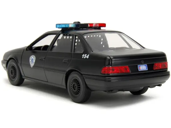 Ford Taurus OCP Matt Black "Detroit Police" and Robocop Diecast Figure 35th Anniversary "Robocop" (1987) Movie "Hollywood Rides" Series 1/24 Diecast Model Car by Jada #4