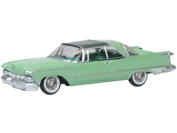 1959 Chrysler Imperial Crown 2 Door Hardtop Highland Green and Ballad Green 1/87 (HO) Scale Diecast Model Car by Oxford Diecast #2