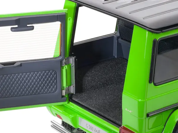Mercedes Benz G500 4X4 2 Alien Green 1/18 Model Car by Autoart #4