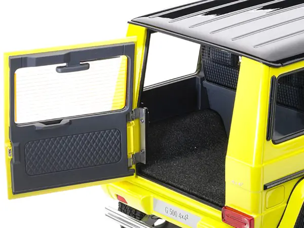 Mercedes Benz G500 4X4 2 Electric Beam/ Yellow 1/18 Model Car by Autoart #3