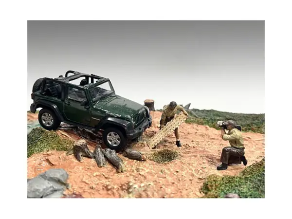 "4X4 Mechanics" 2 Piece Diecast Figure Set 4 for 1/43 Scale Models by American Diorama #1