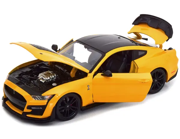 2020 Ford Mustang Shelby GT500 Yellow with Black Top "Special Edition" 1/18 Diecast Model Car by Maisto #2