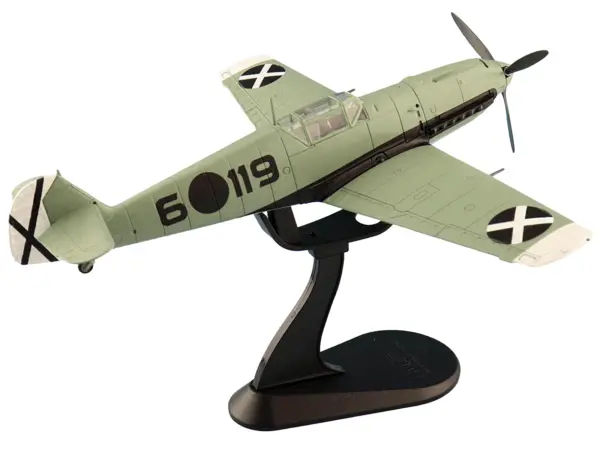 Messerschmitt BF 109E-3 Fighter Aircraft "Hauptmann Siebelt Reents Spanish Civil War" (1939) "Air Power Series" 1/48 Diecast Model by Hobby Master #5
