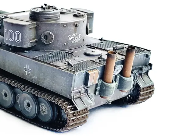 Germany Sd. Kfz. 181 PzKpfw VI Tiger I Heavy Tank "Initial Production s.Pz.Abt.502 Leningrad" (1942) "NEO Dragon Armor" Series  1/72 Plastic Model by Dragon Models #3