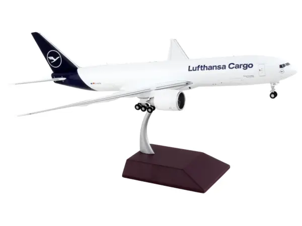 Boeing 777F Commercial Aircraft "Lufthansa Cargo" White with Blue Tail "Gemini 200" Series 1/200 Diecast Model Airplane by GeminiJets #2