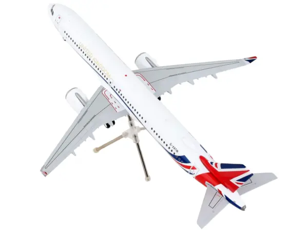 Airbus A321neo Commercial Aircraft "British Royal Air Force" White with United Kingdom Flag Graphics "Gemini 200" Series 1/200 Diecast Model Airplane by GeminiJets #3