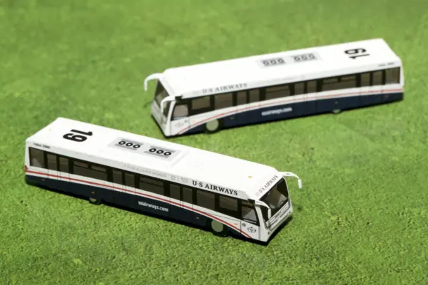Cobus 3000 Passenger Bus White and Blue "US Airways Shuttle Bus" 2 Piece Set "Gemini 200" Series Diecast Models by GeminiJets #2