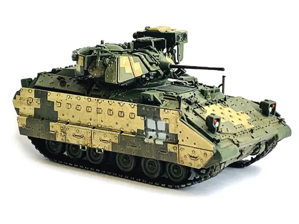 Ukraine M2A2 ODS Light Tank 3-Tone Camouflage "NEO Dragon Armor" Series 1/72 Plastic Model by Dragon Models #2