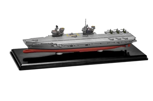 HMS Queen Elizabeth (R08) Aircraft Carrier "Queen Elizabeth-Class" British Royal Navy "Naval Power" Series 1/1250 Diecast Model by Corgi #2