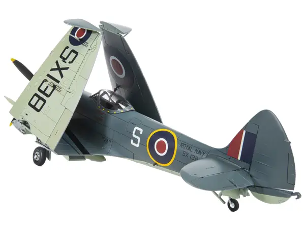 Level 3 Model Kit Supermarine Seafire F.XVII Fighter Aircraft with 3 Scheme Options 1/48 Plastic Model Kit by Airfix #5