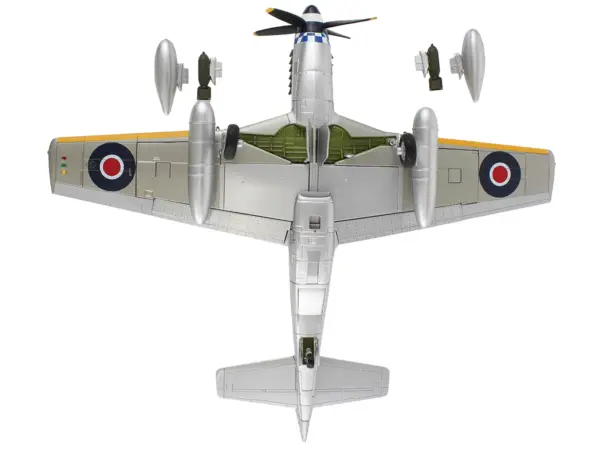 North American Mustang Mk.IV Fighter Aircraft "Flight Lieutenant Arthur S. 'Joe' Doley 19th Squadron" (1945) British Royal Air Force "Air Power Series" 1/48 Diecast Model by Hobby Master #5