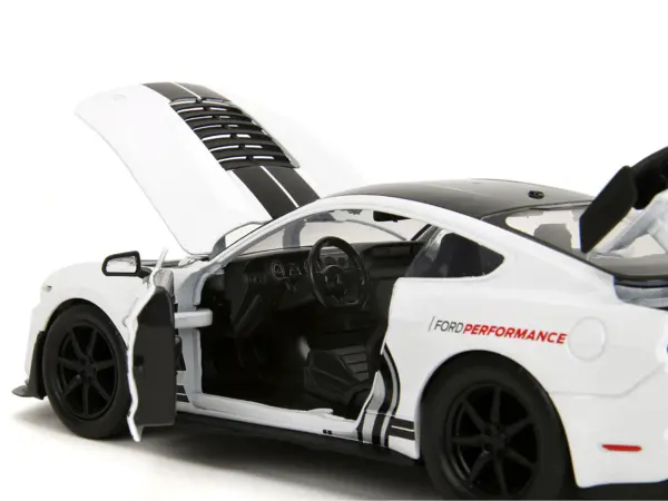 2020 Ford Mustang Shelby GT500 #65 White with Black Top and Stripes "Ford Performance" "Bigtime Muscle" Series 1/24 Diecast Model Car by Jada #3