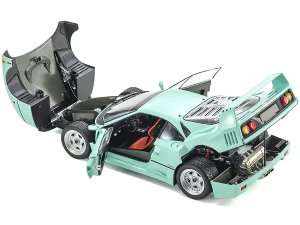 Ferrari F40 Mint Green 1/18 Diecast Model Car by Kyosho #5