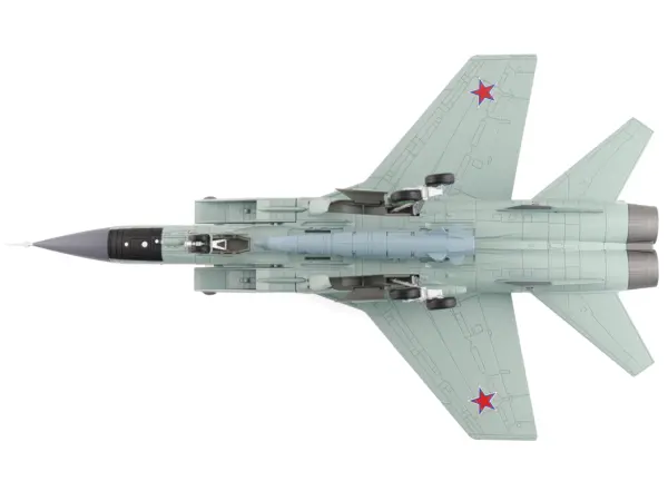 Mikoyan MIG-31K Foxhound D Interceptor Aircraft "Long Range Aviation Command" Russian Air Force "Air Power Series" 1/72 Diecast Model by Hobby Master #5
