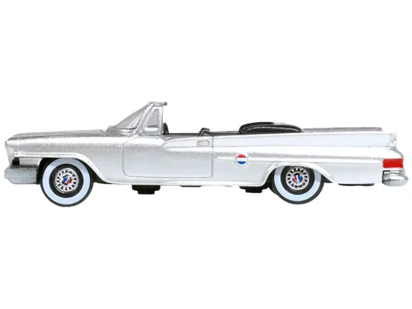 1961 Chrysler 300G Convertible Sheffield Silver Metallic 1/87 (HO) Scale Diecast Model Car by Oxford Diecast #2