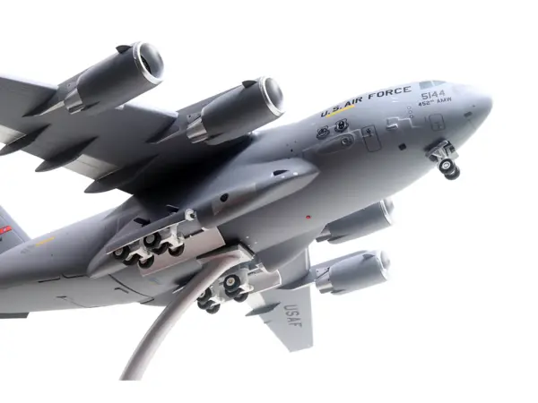 Boeing C-17 Globemaster III Transport Aircraft "March Air Reserve Base" United States Air Force "Gemini 200" Series 1/200 Diecast Model Airplane by GeminiJets #2