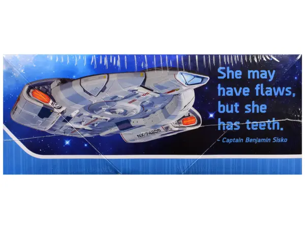 Skill 2 Snap Model Kit USS Defiant NX-74205 Starship "Star Trek: Deep Space Nine" (1993-1999) TV Series 1/1000 Scale Model by Polar Lights #3