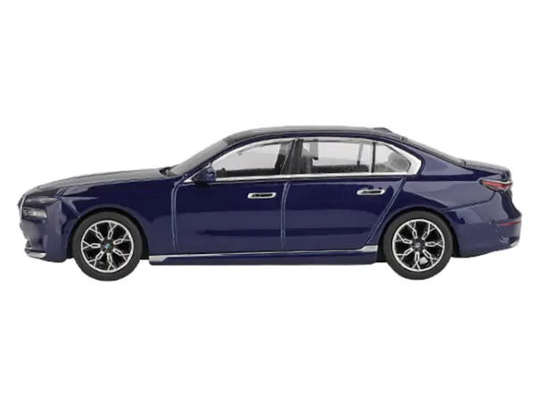 BMW i7 xDrive60 Tanzanite Blue Metallic with Sun Roof Limited Edition 1/64 Diecast Model Car by Mini GT #2