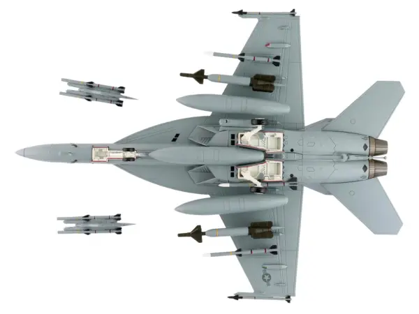 Boeing F/A-18E Super Hornet Fighter Aircraft "Dagger Team (with decals)" United States Navy "Air Power Series" 1/72 Diecast Model by Hobby Master #4