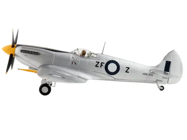 Supermarine Spitfire Mk VIII Fighter Aircraft "A53-379 Flight Lieutenant David Glaser No. 549 Squadron Strauss Airstrip" (1944) Royal Australian Air Force "Air Power Series" 1/48 Diecast Model by Hobby Master #2