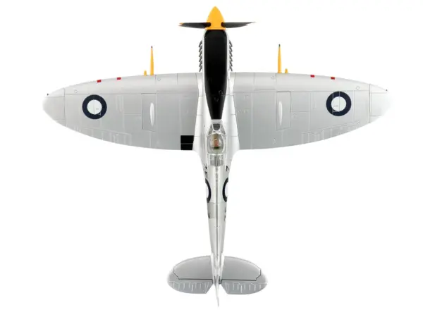 Supermarine Spitfire Mk VIII Fighter Aircraft "A53-379 Flight Lieutenant David Glaser No. 549 Squadron Strauss Airstrip" (1944) Royal Australian Air Force "Air Power Series" 1/48 Diecast Model by Hobby Master #3