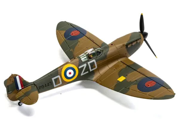 Supermarine Spitfire MkI Fighter Aircraft "P9443 ZD-D Flight Lieutenant Douglas Bader No. 222 Squadron Battle of Britain" (1940) Royal Air Force "The Aviation Archive" Series 1/72 Diecast Model by Corgi #2