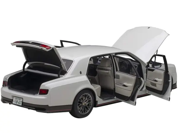 Toyota Century GRMN RHD (Right Hand Drive) Pearl White 1/18 Model Car by Autoart #2