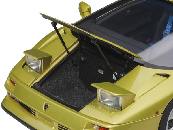 Lamborghini Diablo SE30 Giallo Spyder Yellow Metallic 1/18 Model Car by Autoart #3