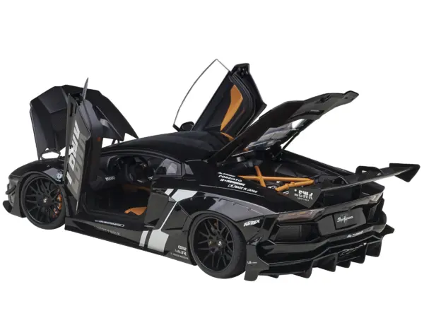 Lamborghini Aventador Liberty Walk LB-Works Livery Black with Carbon Hood Limited Edition 1/18 Model Car by Autoart #2