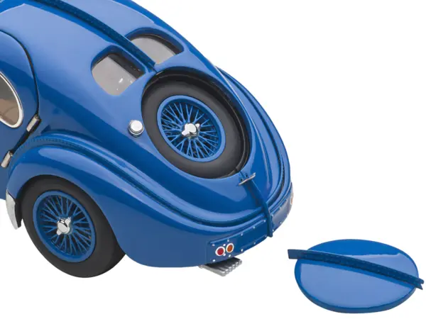 1938 Bugatti Type 57SC Atlantic with Metal Wire-Spoke Wheels Blue 1/43 Diecast Model Car by Autoart #5