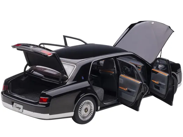 Toyota Century RHD (Right Hand Drive) Black 1/18 Model Car by Autoart #2
