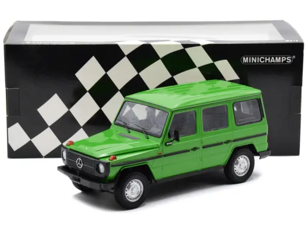 1980 Mercedes-Benz G-Model (LWB) Green with Black Stripes Limited Edition to 402 pieces Worldwide 1/18 Diecast Model Car by Minichamps #4