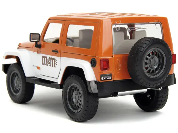 2007 Jeep Wrangler Orange Metallic and White and Orange M&M Diecast Figure "M&M's" "Hollywood Rides" Series 1/24 Diecast Model Car by Jada #4